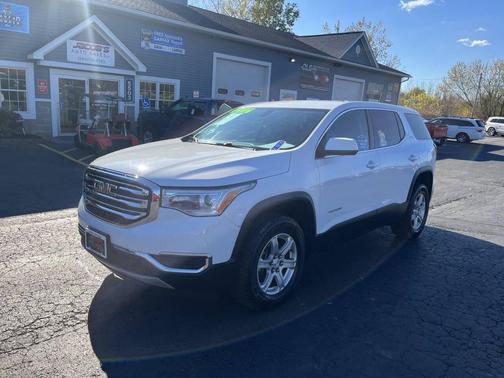 2017 GMC Acadia SLE-1