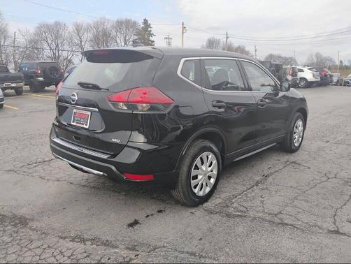 2019 Nissan Rogue S