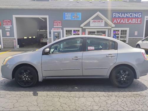 Magnetic Gray 2009 Nissan Sentra 2.0 S