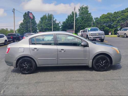 Magnetic Gray 2009 Nissan Sentra 2.0 S