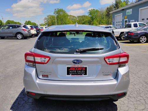 Ice Silver Metallic 2017 Subaru Impreza 2.0i Sport