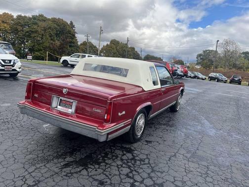 1987 Cadillac DeVille Base