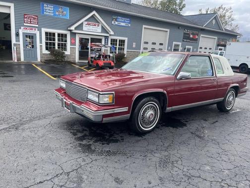 1987 Cadillac DeVille Base