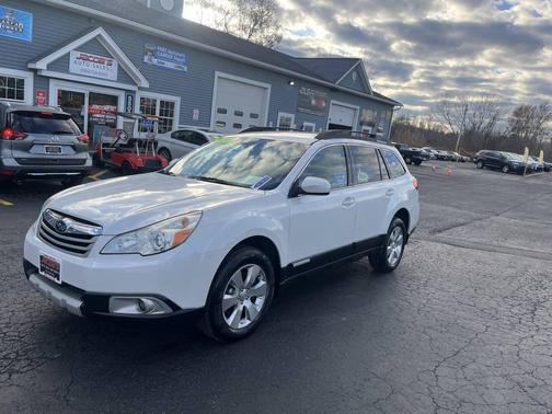 2011 Subaru Outback 3.6 R Limited