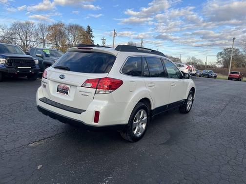 2011 Subaru Outback 3.6 R Limited