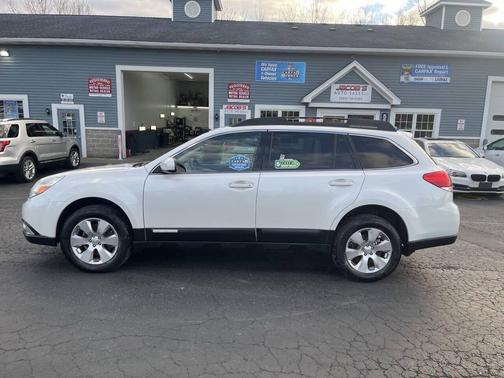 2011 Subaru Outback 3.6 R Limited