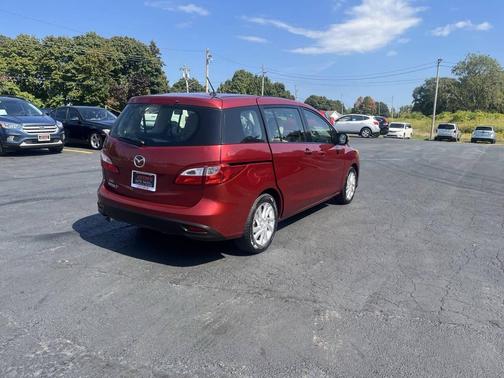2014 Mazda Mazda5 Sport
