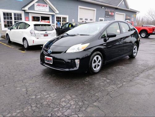 2014 Toyota Prius Five