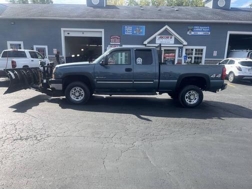 2007 Chevrolet Silverado 2500 LT1 H/D Extended Cab Classic