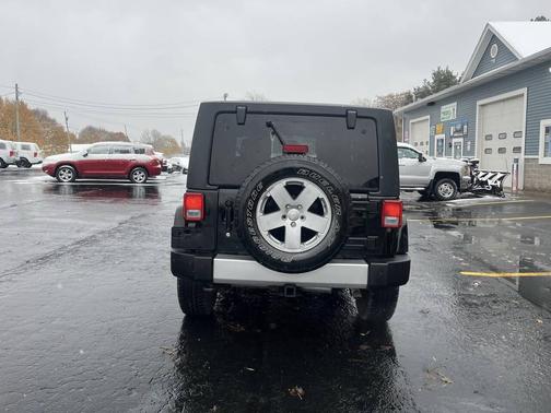2012 Jeep Wrangler Sahara