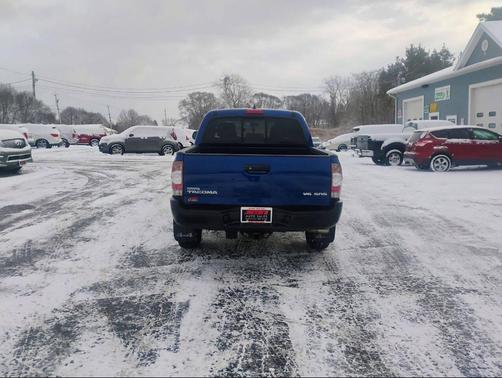 2015 Toyota Tacoma Base