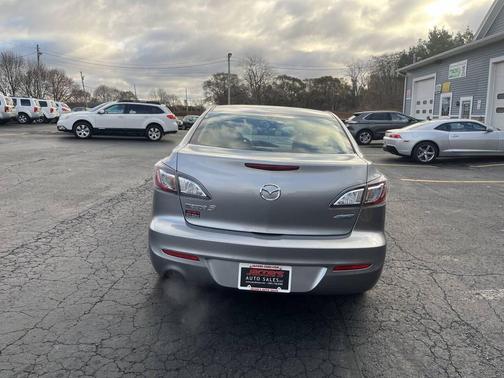 2013 Mazda Mazda3 i Sport