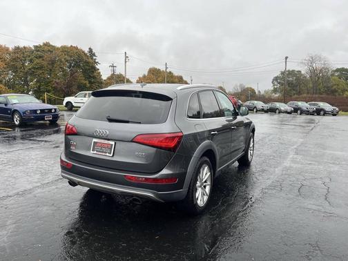 2017 Audi Q5 2.0T Premium Plus