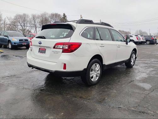 2016 Subaru Outback 2.5i