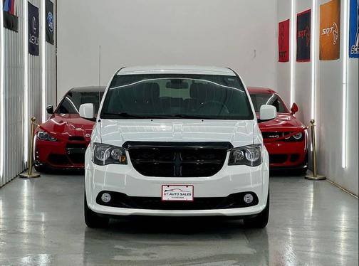 2020 Dodge Grand Caravan GT