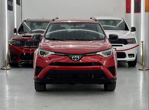 Barcelona Red Metallic 2016 Toyota RAV4 LE
