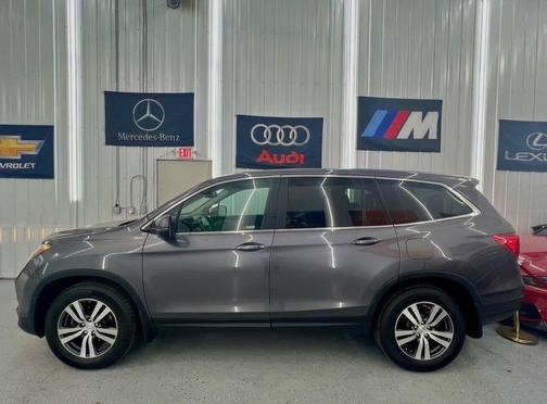 Modern Steel Metallic 2018 Honda Pilot EX-L