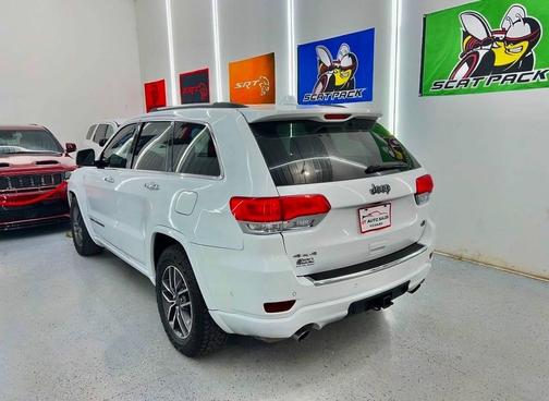 Bright White Clearcoat 2019 Jeep Grand Cherokee Overland