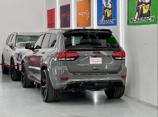 2021 Jeep Grand Cherokee Trackhawk