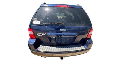 Dark Blue 2005 Ford Freestyle SEL