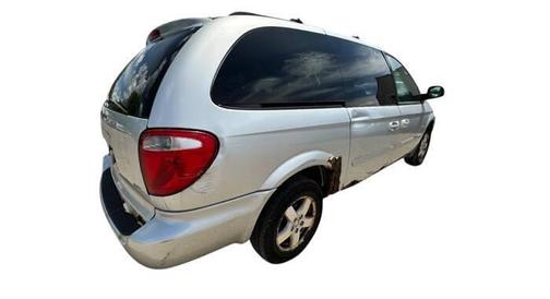 Silver 2007 Dodge Grand Caravan SXT