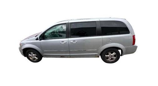 Silver 2008 Dodge Grand Caravan SXT