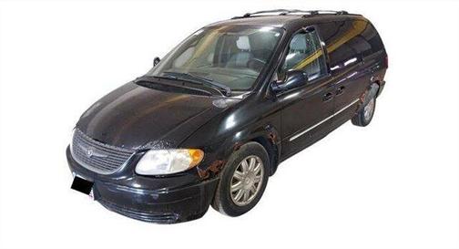 Brilliant Black Crystal Pearlcoat 2004 Chrysler Town & Country Touring