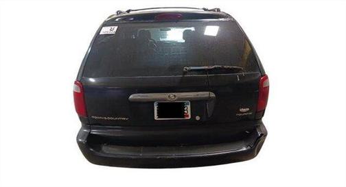Brilliant Black Crystal Pearlcoat 2004 Chrysler Town & Country Touring