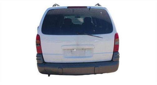 White 2004 Pontiac Montana