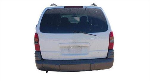 White 2004 Pontiac Montana