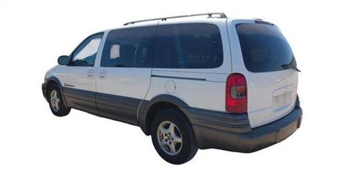 White 2004 Pontiac Montana