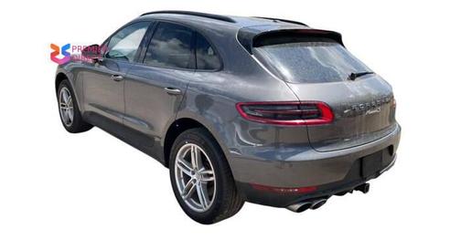 Gray 2015 Porsche Macan S