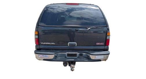 Blue 2005 GMC Yukon XL 1500