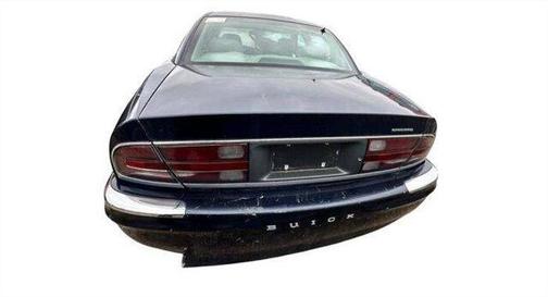 Black 2002 Buick Park Avenue Ultra