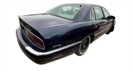 Black 2002 Buick Park Avenue Ultra