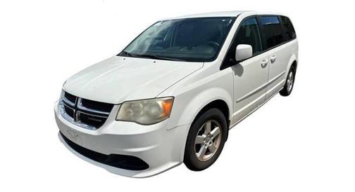 White 2011 Dodge Grand Caravan Mainstreet