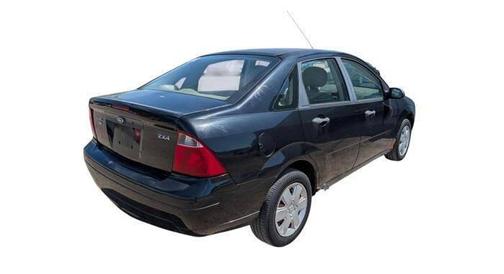 Black 2006 Ford Focus ZX4 S