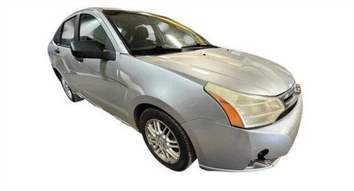 Silver 2009 Ford Focus SE