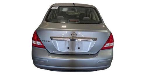 Magnetic Gray Metallic 2009 Nissan Versa 1.8 S