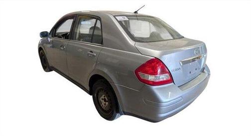 Magnetic Gray Metallic 2009 Nissan Versa 1.8 S