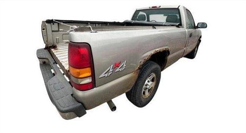 Tan 2002 Chevrolet Silverado 1500
