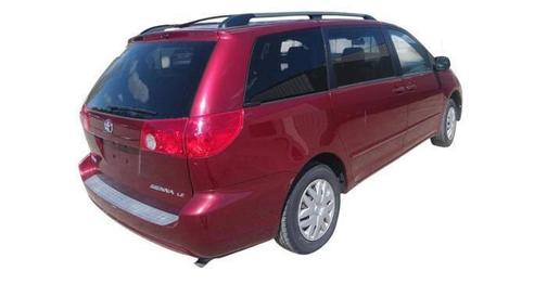 Red 2006 Toyota Sienna LE