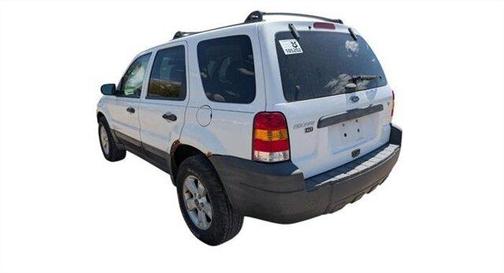 White 2005 Ford Escape XLT