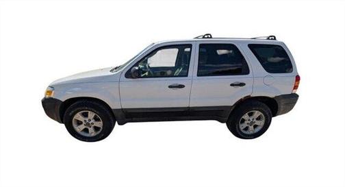 White 2005 Ford Escape XLT
