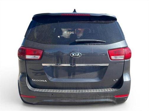 Platinum Graphite 2017 Kia Sedona LX