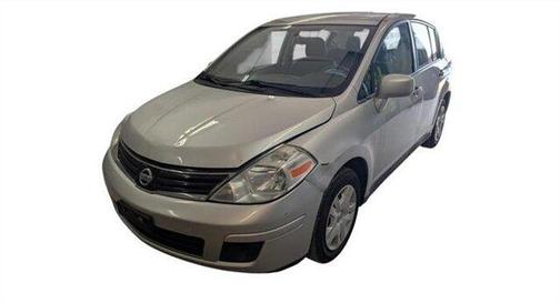 Brilliant Silver 2011 Nissan Versa 1.8 S