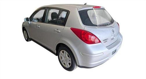 Brilliant Silver 2011 Nissan Versa 1.8 S