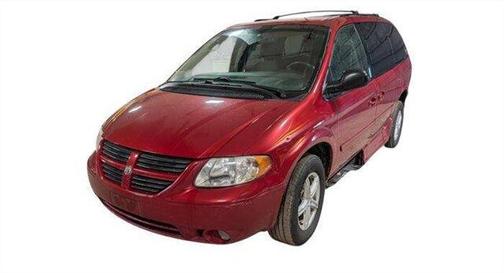 Red 2007 Dodge Grand Caravan SXT
