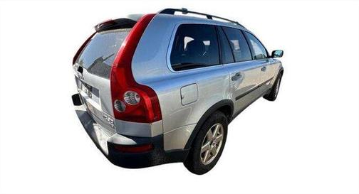 Silver 2004 Volvo XC90 2.5T