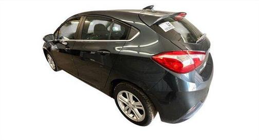 Black 2017 Chevrolet Cruze LT